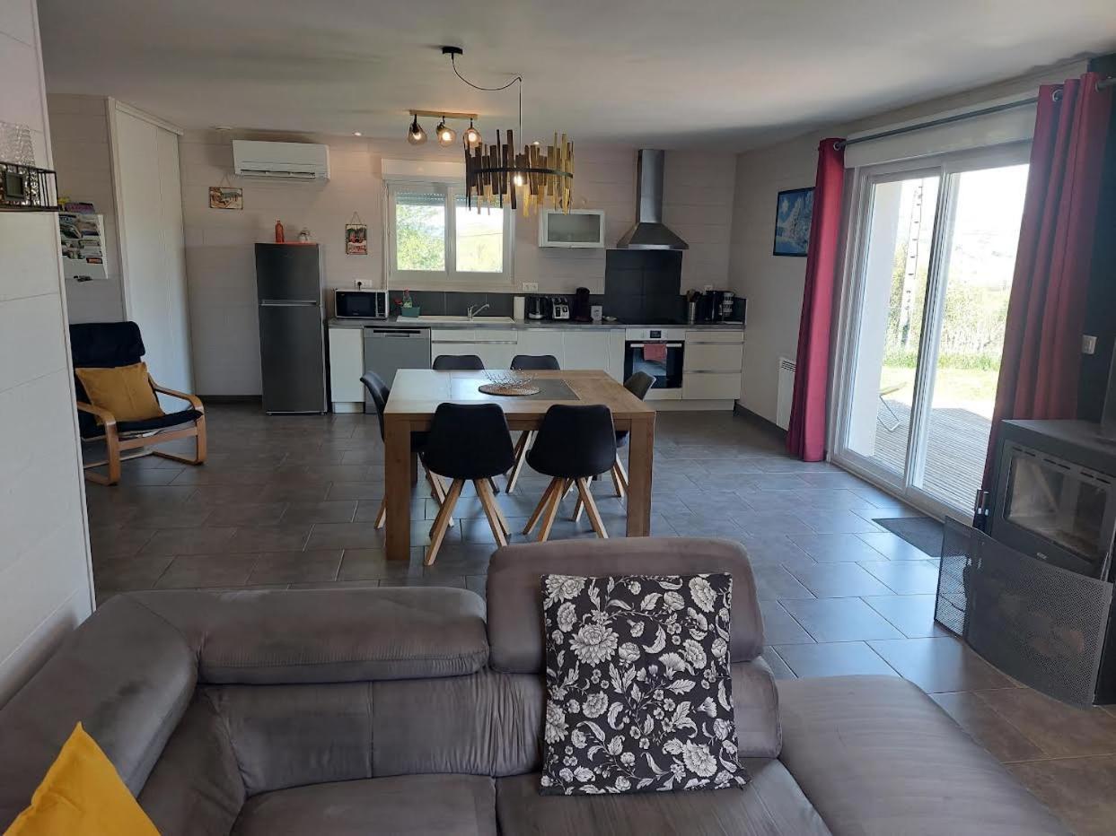 Entre Lacs Et Montagnes , Maison Individuelle,Lits Prepares, Parking Et Menage Inclus Baresia-sur-l'Ain Екстериор снимка